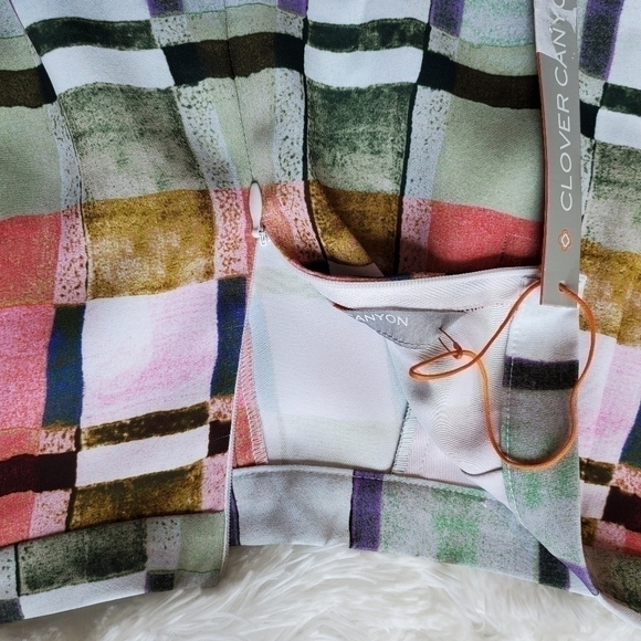 NWT Clover Canyon hi-waist plaid shorts Sz. M - Picture 2 of 5